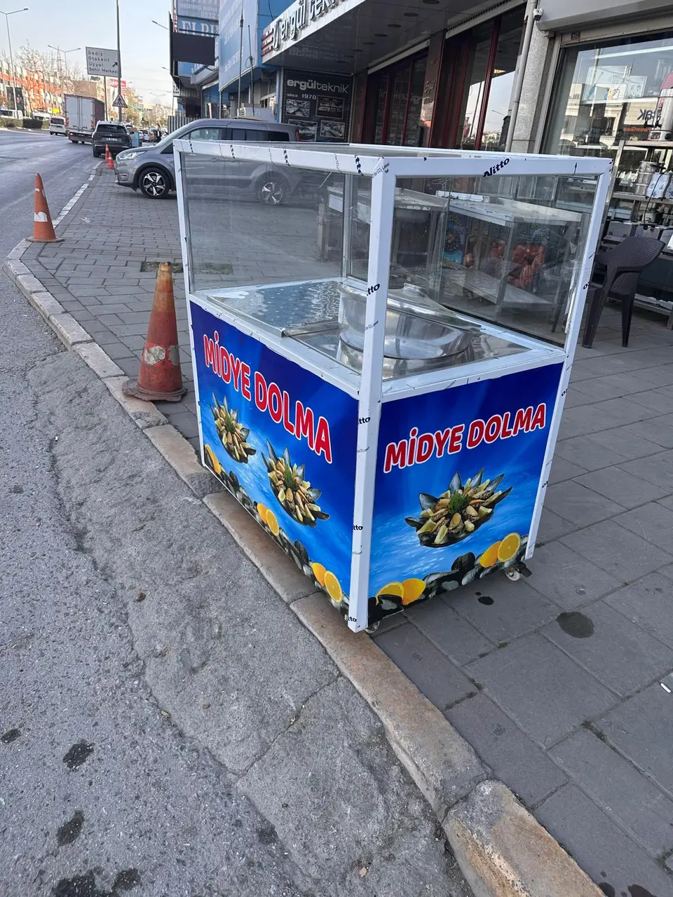 Midye Teşhir Tezgahı, fotoğraf 2