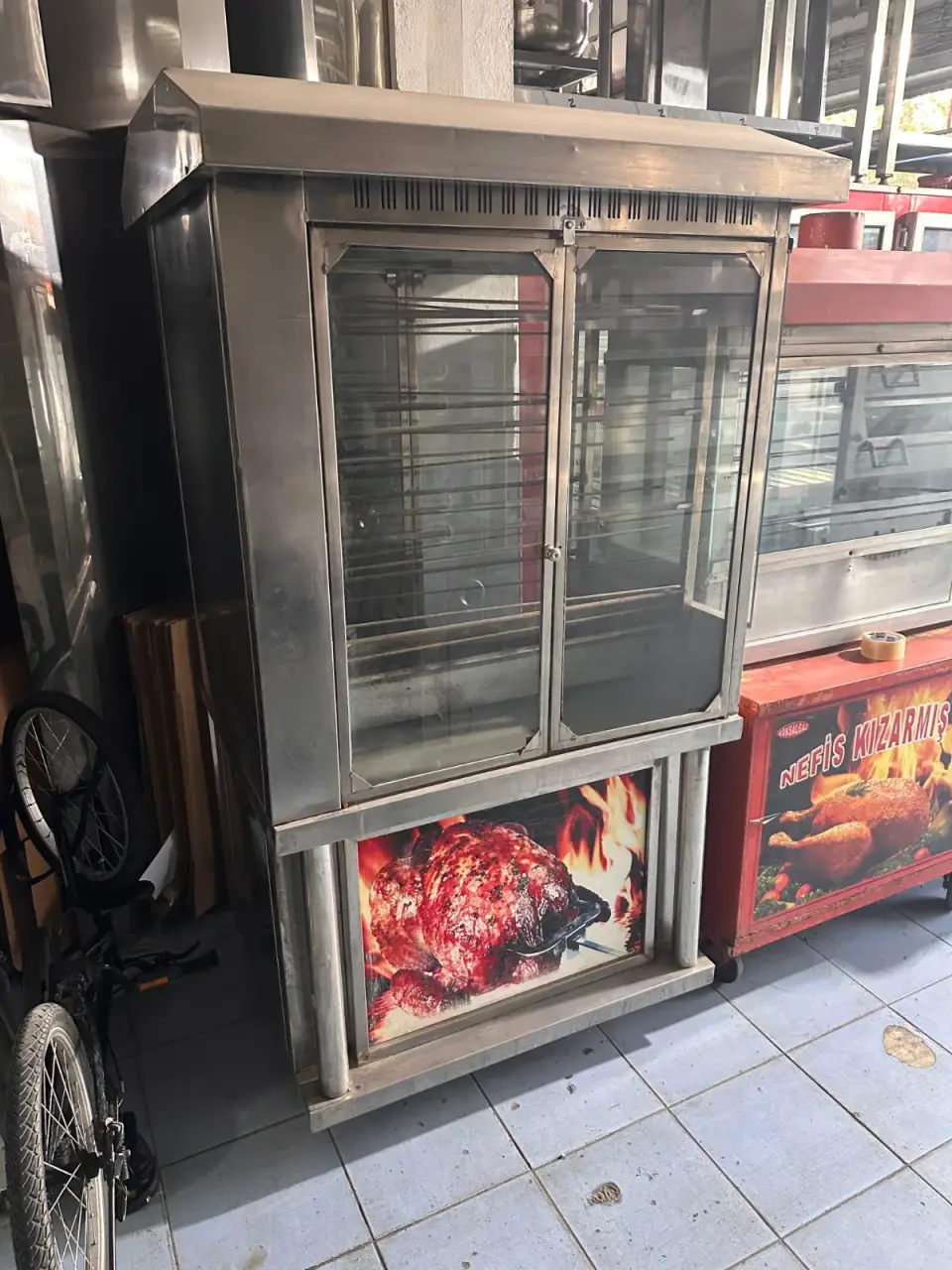 8 Şişli Piliç Çevirme Makinesi